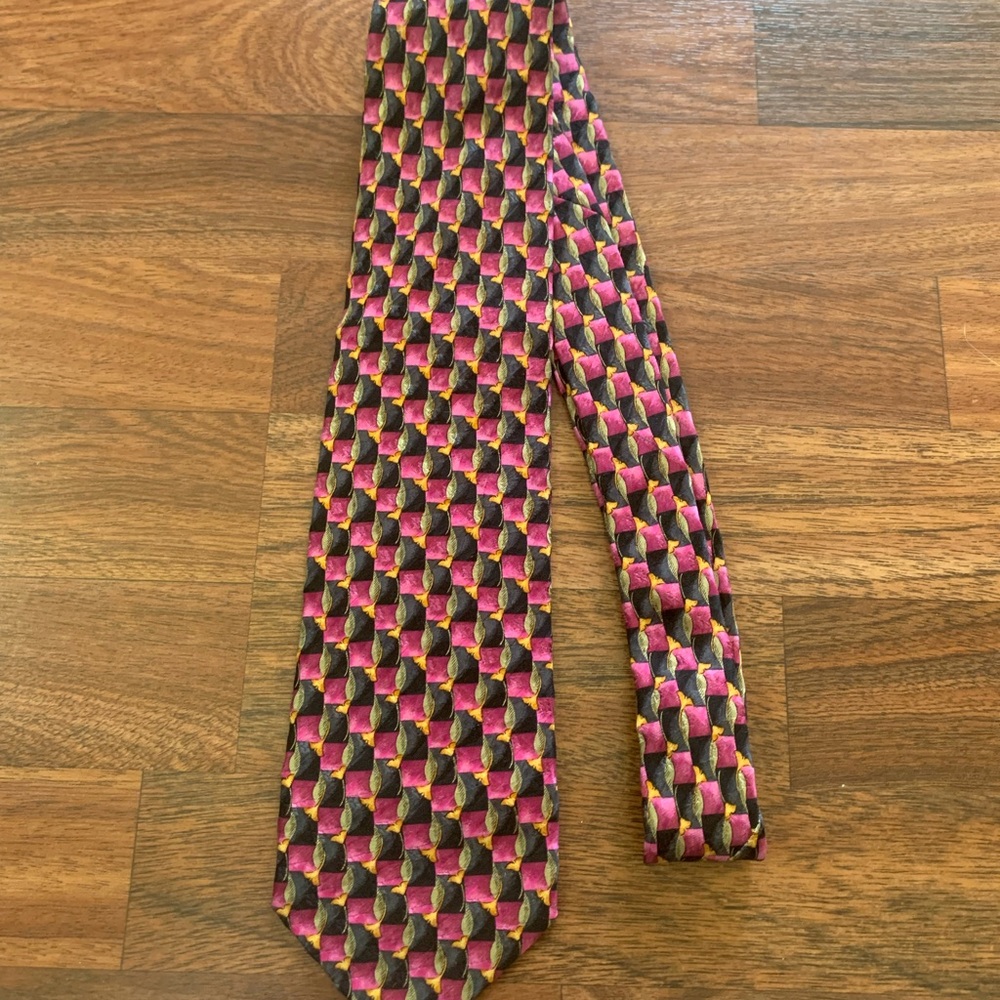Robert Talbott Hand Sewn Finest Silk Men’s Neck Tie Made in USA Geometric 58”